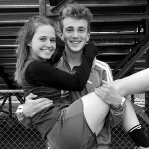 Meet your Posher, Mallory